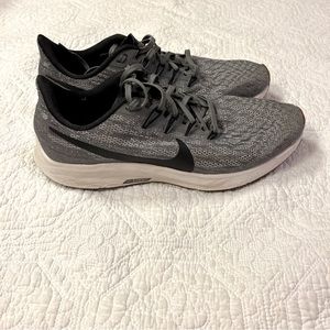 Nike Air ZOOM Pegasus 36 women’s size 11